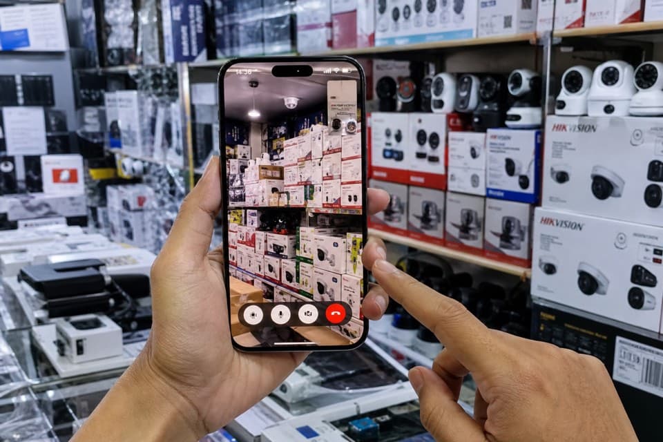 Live stock viewing for video calls